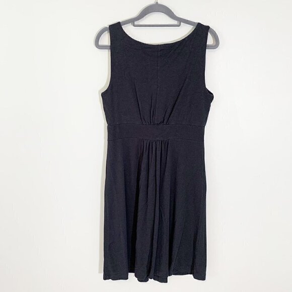 Lands' End black sleeveless cross front empire waist stretch knee length dress - Picture 5 of 8
